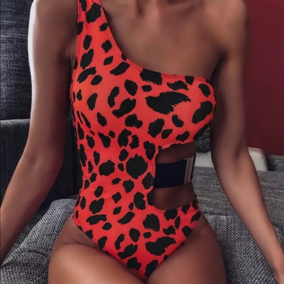 Other - Size S ❗️Animal print One piece swimsuit
